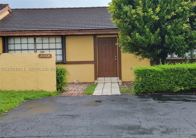 Photo 2 of Townhouse for sale at 8433 Sw 147th Place, Miami, FL 33193 | MLS# A12083911 | Listing updated on 2026-09-10