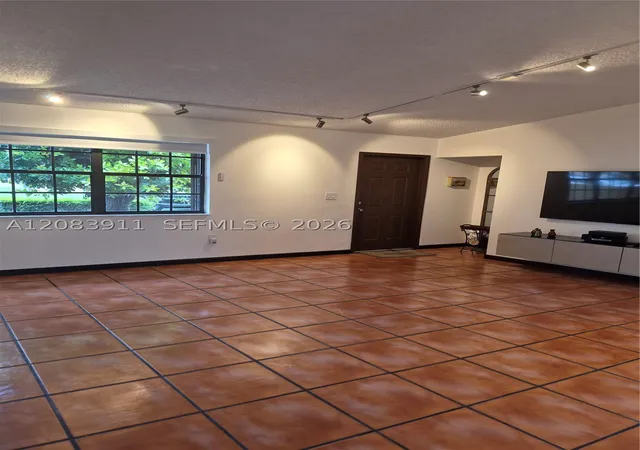 Photo 3 of Townhouse for sale at 8433 Sw 147th Place, Miami, FL 33193 | MLS# A12083911 | Listing updated on 2026-09-10