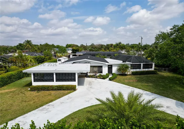 Photo 1 of Single family home for sale at 10275 Sw 112th Street, Miami, FL 33176 | MLS# A12081567 | Listing updated on 2026-09-17