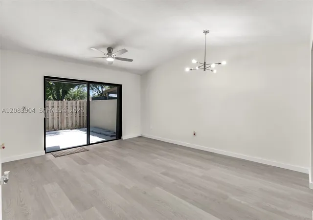 13962 SW 52 Lane
