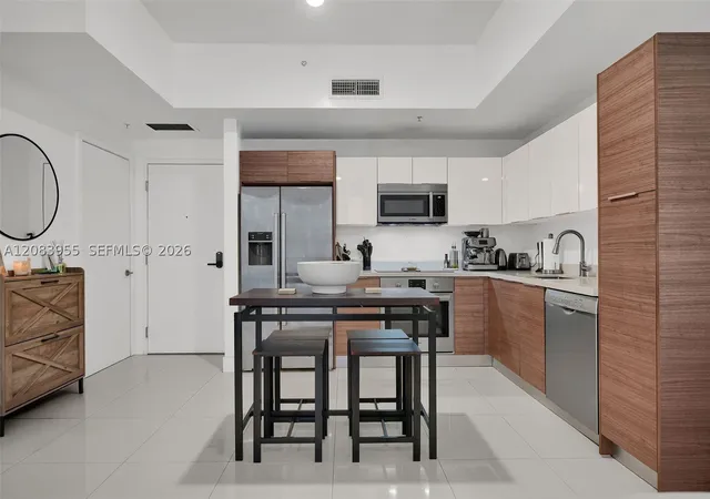 Photo 3 of Condo for sale at 1010 SW 2nd Avenue #2005, Miami, FL 33130 | MLS# A12083955 | Listing updated on 2026-09-05