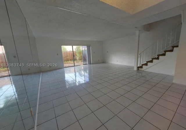 Listing Photo 4 - Condo for sale in building located at 7332 Sw 25Th Ct, Davie, FL 33317 - Unit #12