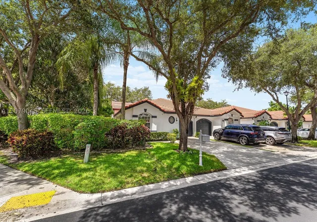 Photo 3 of Single family home for sale at 18425 Via Di Verona, Boca Raton, FL 33496 | MLS# A12079045 | Listing updated on 2026-09-17