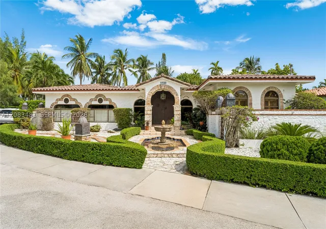 Photo 2 of Single family home for sale at 1150 N Biscayne Point Rd, Miami Beach, FL 33141 | MLS# A12083481 | Listing updated on 2026-09-28