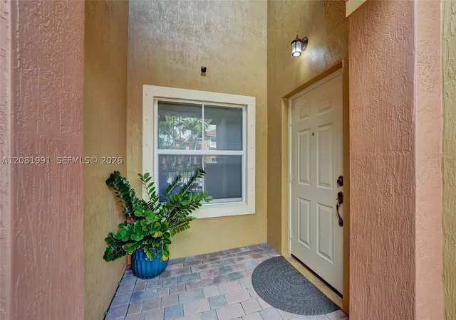 Photo 3 of Townhouse for sale at 953 Sw 143rd Avenue, Pembroke Pines, FL 33027 | MLS# A12081991 | Listing updated on 2026-09-16