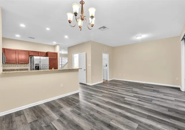 Photo 3 of Sale Pending at 3222 NW 31st Terrace, Oakland Park, FL 33309 | MLS# A12075716 | Listing updated on 2026-09-09