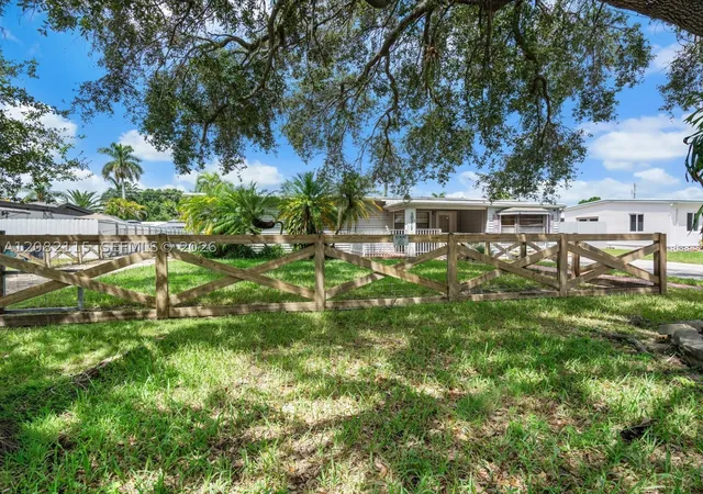 Photo 3 of Single family home for sale at 30312 Sw 172nd Avenue, Homestead, FL 33030 | MLS# A12082115 | Listing updated on 2026-09-12