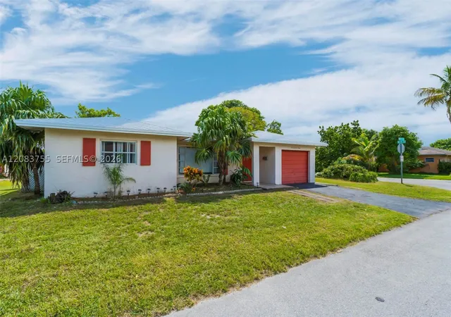 Photo 2 of Single family home for sale at 7108 Nw 76th Court, Tamarac, FL 33321 | MLS# A12083755 | Listing updated on 2026-10-02