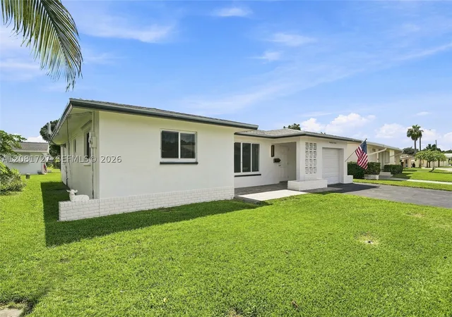 Photo 2 of Single family home for sale at 4716 Nw 48th Avenue, Tamarac, FL 33319 | MLS# A12081727 | Listing updated on 2026-09-13