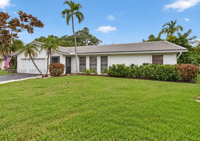 Photo 2 of Single family home for sale at 1539 Nw 110th Terrace, Coral Springs, FL 33071 | MLS# A12084164 | Listing updated on 2026-09-20