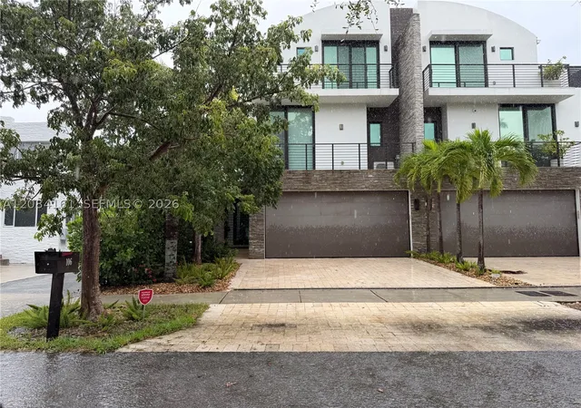 Photo 1 of Townhouse for sale at 106 NE 16th Terrace, Fort Lauderdale, FL 33301 | MLS# A12084161 | Listing updated on 2026-09-09