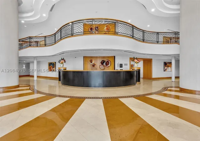 Listing Photo 4 - Condo for sale in building located at 18911 Collins Ave, Sunny Isles Beach, FL 33160 - Unit #2101