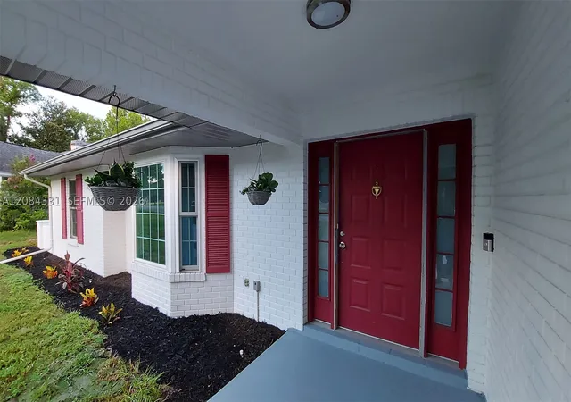 Photo 1 of Single family home for sale at 12 Linder Cir, Homosassa Springs, FL 34446 | MLS# A12084331 | Listing updated on 2026-09-06
