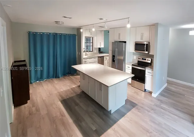 Photo 3 of Single family home for sale at 12 Linder Cir, Homosassa Springs, FL 34446 | MLS# A12084331 | Listing updated on 2026-09-06