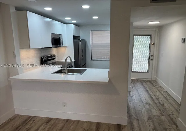 Photo 4 of Condo for sale at 10304 Sunrise Lakes Blvd #209, Sunrise, FL 33322 | MLS# A12084336 | Listing updated on 2026-09-10