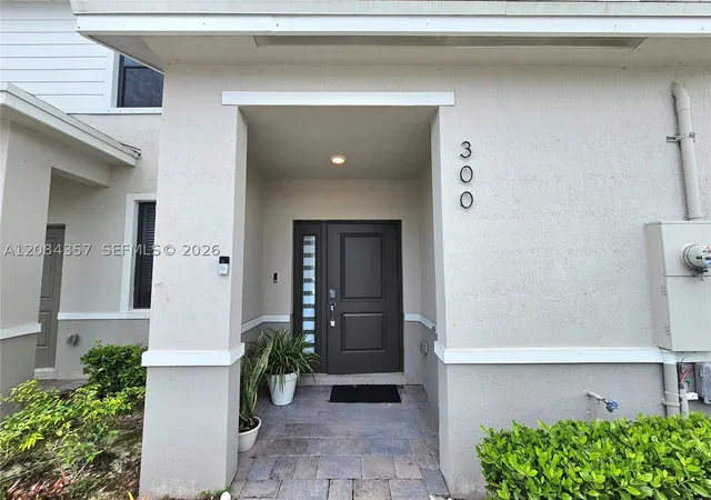 Photo 3 of Townhouse for sale at 300 Ne 12th Street, Florida City, FL 33034 | MLS# A12084357 | Listing updated on 2026-09-10