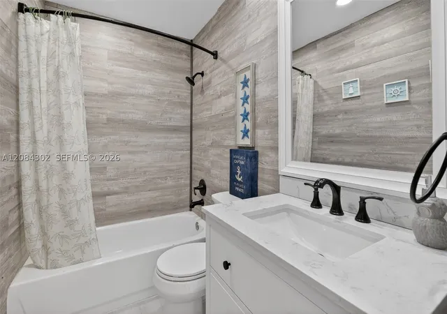 Photo 4 of Single family home for sale at 13758 SW 160th Terrace, Miami, FL 33177 | MLS# A12084302 | Listing updated on 2026-09-06