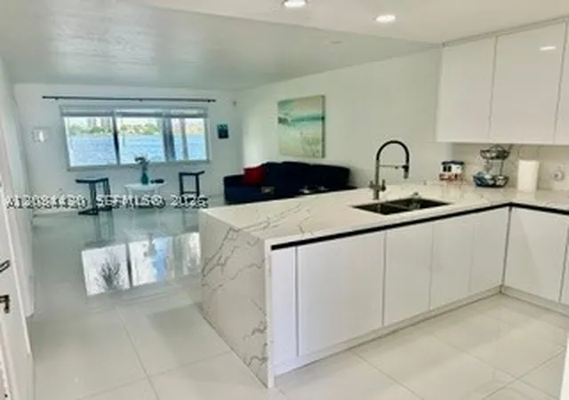 Listing Photo 4 - Condo for sale in building located at 18901 Ne 14Th Ave, Miami, FL 33179 - Unit #104