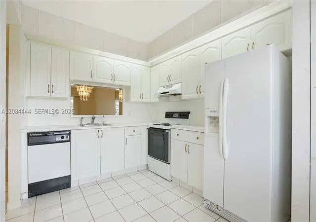 Photo 4 of Condo for sale at 13001 SW 15th Court #405T, Pembroke Pines, FL 33027 | MLS# A12084444 | Listing updated on 2026-09-07