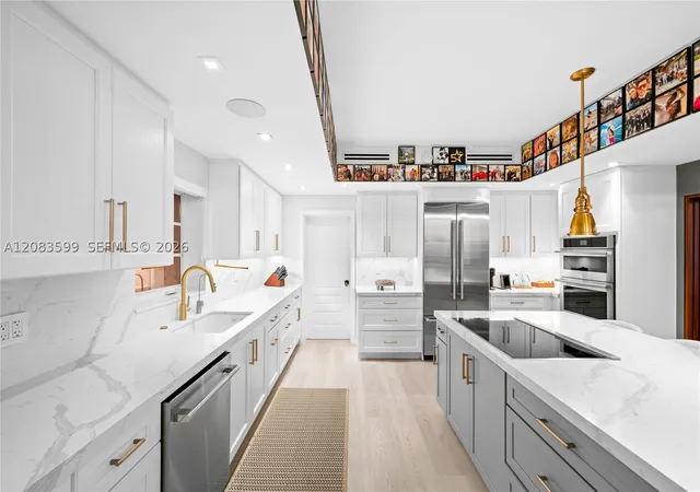 Photo 4 of Sale Pending at 238 E San Marino Dr, Miami Beach, FL 33139 | MLS# A12083599 | Listing updated on 2026-10-02