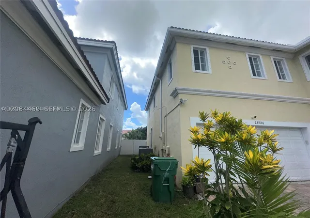 Photo 31 of Single family home for sale at 13986 SW 276th Way, Homestead, FL 33032 | MLS# A12084460 | Listing updated on 2026-09-06