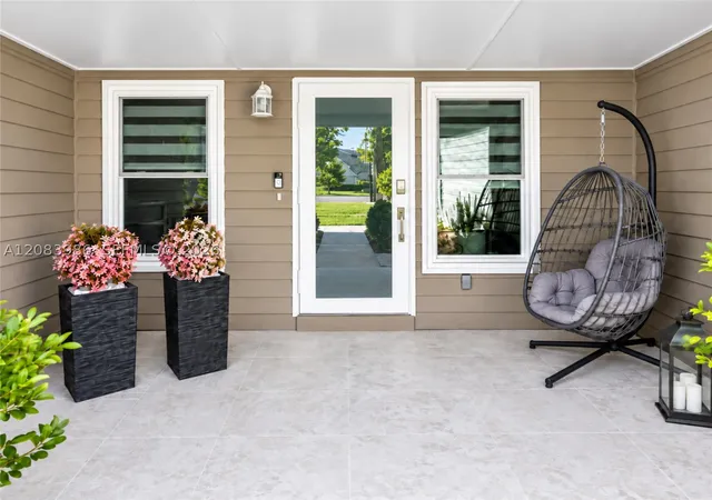 Photo 1 of Single family home for sale at 327 Marquee Dr, Kissimmee, FL 34758 | MLS# A12083986 | Listing updated on 2026-09-06