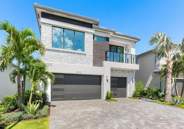Photo 2 of Single family home for sale at 20415 Southernwood Ave, Boca Raton, FL 33434 | MLS# A12084495 | Listing updated on 2026-09-06