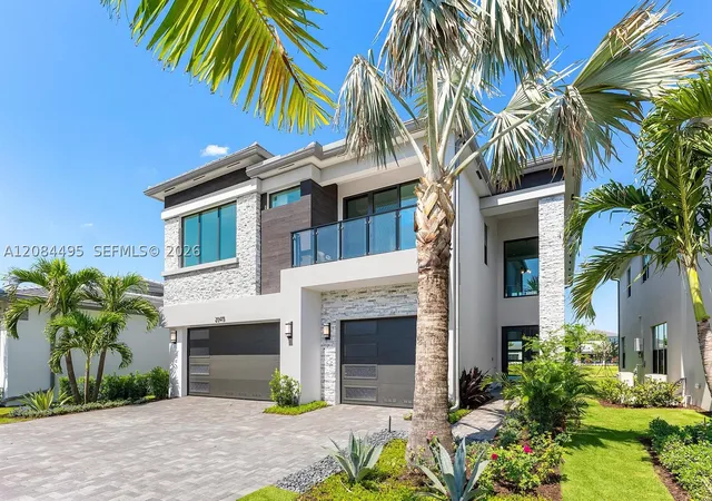 Photo 3 of Single family home for sale at 20415 Southernwood Ave, Boca Raton, FL 33434 | MLS# A12084495 | Listing updated on 2026-09-06