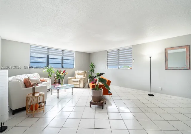 Photo 3 of Condo for sale at 1811 Jefferson St #601, Hollywood, FL 33020 | MLS# A12082935 | Listing updated on 2026-09-10