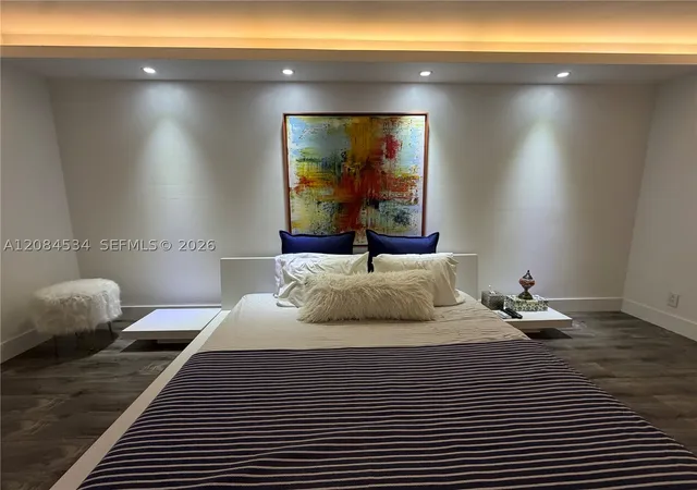 Photo 3 of Condo for sale at 20301 W Country Clb Dr #1530, Aventura, FL 33180 | MLS# A12084534 | Listing updated on 2026-09-07