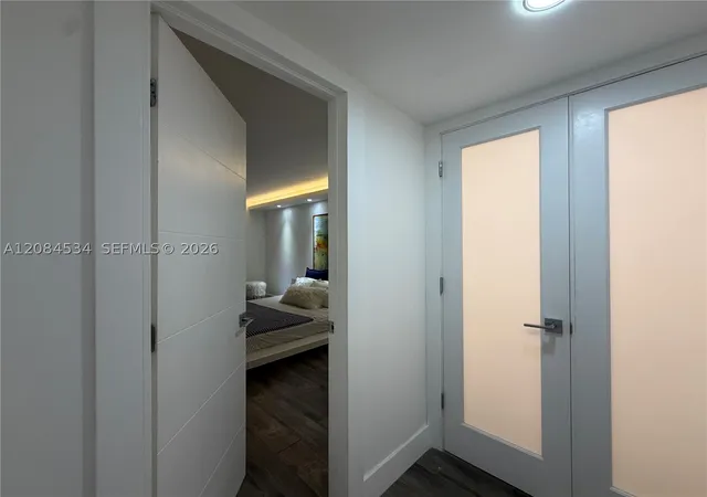 Photo 4 of Condo for sale at 20301 W Country Clb Dr #1530, Aventura, FL 33180 | MLS# A12084534 | Listing updated on 2026-09-07