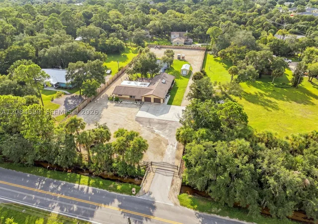 Photo 4 of Single family home for sale at 1575 Harlock Rd, Melbourne, FL 32934 | MLS# A12084599 | Listing updated on 2026-09-08