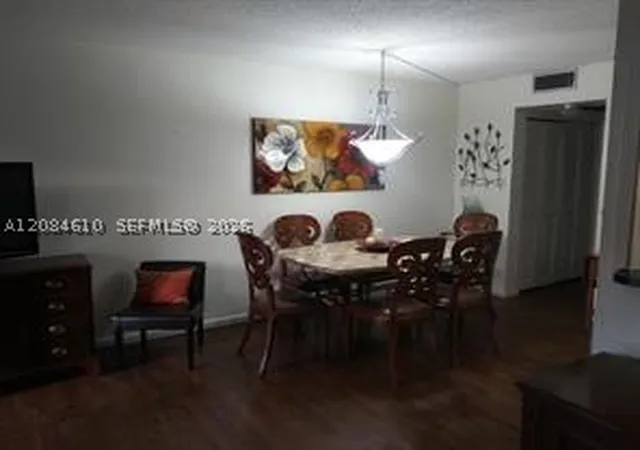 Listing Photo 4 - Condo for sale in building located at 516 Mansfield M, Boca Raton, FL 33434 - Unit #516
