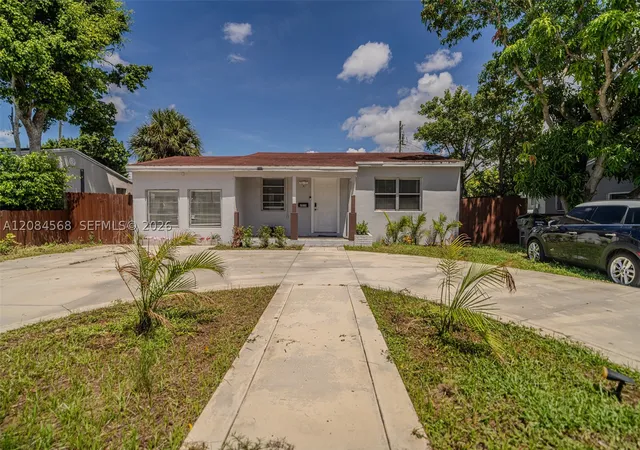 Photo 1 of Single family home for sale at 2533 Wiley St, Hollywood, FL 33020 | MLS# A12084568 | Listing updated on 2026-09-30