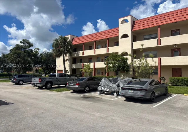 Photo 2 of Condo for sale at 3051 E Sunrise Lakes Dr #211, Sunrise, FL 33322 | MLS# A12084329 | Listing updated on 2026-09-09