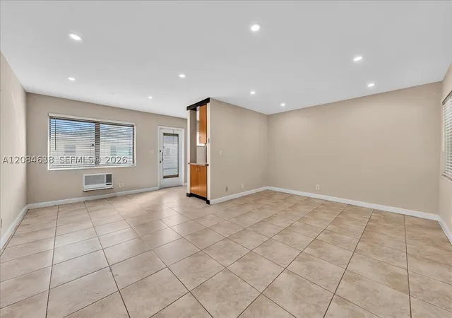 Photo 3 of Condo for sale at 707 S 19th Avenue #9, Hollywood, FL 33020 | MLS# A12084638 | Listing updated on 2026-09-07