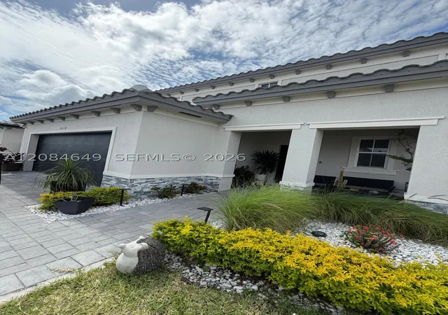 Photo 1 of Single family home for sale at 2618 Se 9th Street, Homestead, FL 33035 | MLS# A12084649 | Listing updated on 2026-09-07