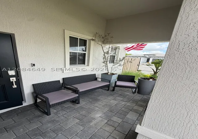 Photo 3 of Single family home for sale at 2618 SE 9th Street, Homestead, FL 33035 | MLS# A12084649 | Listing updated on 2026-09-07