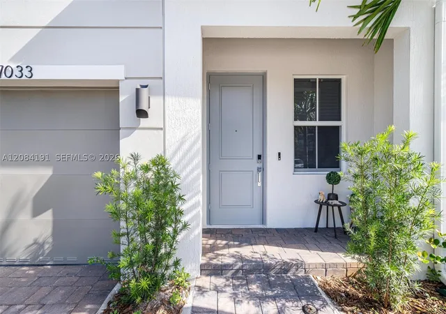 Photo 4 of Townhouse for sale at 17033 SW 1st Street #1, Pembroke Pines, FL 33027 | MLS# A12084191 | Listing updated on 2026-09-07