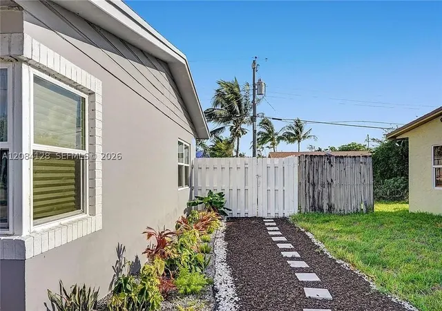 Photo 2 of Single family home for sale at 1121 Ne 23rd Street, Pompano Beach, FL 33064 | MLS# A12084128 | Listing updated on 2026-09-17