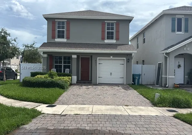 Photo 2 of Single family home for sale at 631 Ne 4th Terrace, Florida City, FL 33034 | MLS# A12084661 | Listing updated on 2026-09-23