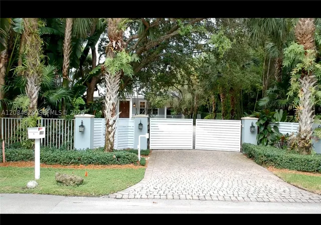 Photo 1 of Single family home for sale at 6500 SW 85th Street, Miami, FL 33143 | MLS# A12084826 | Listing updated on 2026-09-13