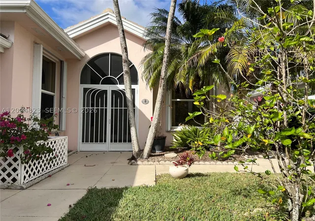 Photo 1 of Single family home for sale at 7625 Se Bay Cedar Cir, Hobe Sound, FL 33455 | MLS# A12084823 | Listing updated on 2026-09-09