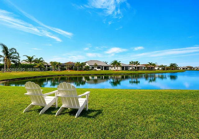 Photo 3 of Single family home for sale at 727 Se Boboli Way, Port St Lucie, FL 34984 | MLS# A12084630 | Listing updated on 2026-10-06
