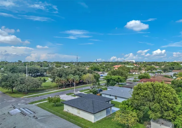 Photo 36 of Single family home for sale at 370 NW 14th Street, Pompano Beach, FL 33060 | MLS# A12084900 | Listing updated on 2026-09-08