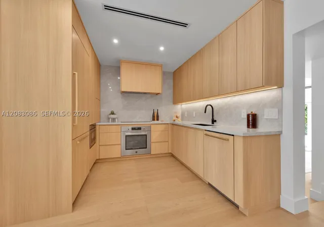 Photo 3 of Single family home for sale at 2635 SW 64th Avenue, Miami, FL 33155 | MLS# A12083086 | Listing updated on 2026-09-13