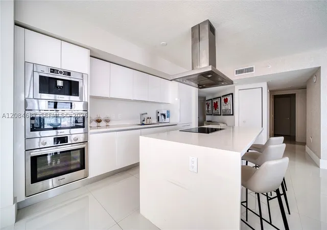 Photo 4 of Condo for sale at 300 Sunny Isles Blvd #4-1701, Sunny Isles Beach, FL 33160 | MLS# A12084687 | Listing updated on 2026-09-08