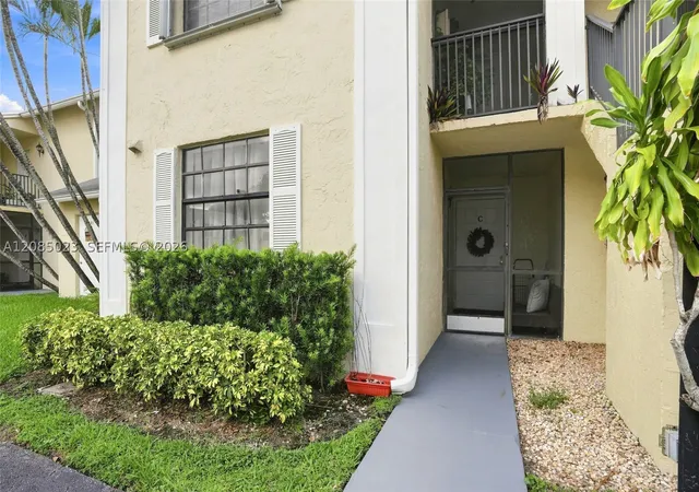 Listing Photo 5 - Condo for sale in building located at 1031 Adams Ave, Homestead, FL 33034 - Unit #1031C