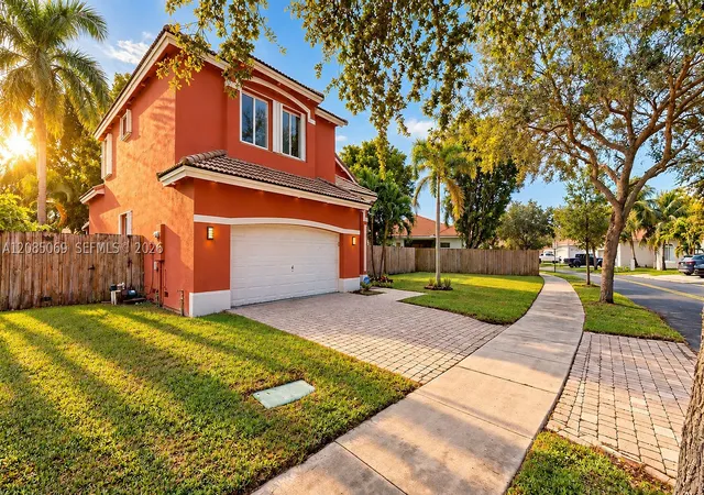 Photo 2 of Single family home for sale at 1430 Se 22nd Lane, Homestead, FL 33035 | MLS# A12085069 | Listing updated on 2026-10-06