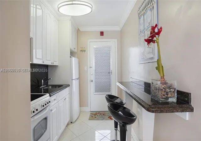 Photo 3 of Condo for sale at 1750 James Ave #9J, Miami Beach, FL 33139 | MLS# A12068635 | Listing updated on 2026-09-08